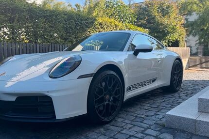 Porsche 992 7.859 km 128.999 &euro; Fulda 36043