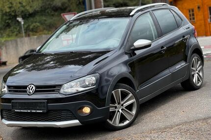 VW Polo 124.890 km 5.489 &euro; Schlitz 36110