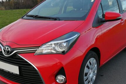 Toyota Yaris 58.260 km 10.690 &euro; Petersberg 36100