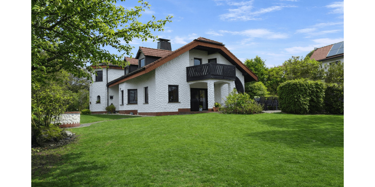 Einfamilienhaus Hosenfeld - 7 Zimmer, 241 m&sup2;, 569.000&euro; | Angebot:26161897