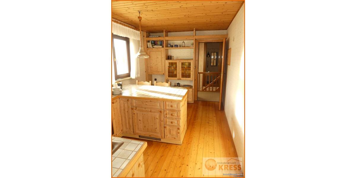 Mehrfamilienhaus, Wohnhaus Sinntal / Oberzell Oberzell - 8 Zimmer, 212 m&sup2;, 275.000&euro; | Angebot:26392538