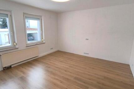 Wohnung Geisa - 3 Zimmer, 67 m&sup2;, 470&euro; | Angebot:25966430