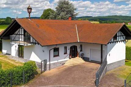 Haus Flieden - 6 Zimmer, 194 m&sup2;, 549.000&euro; | Angebot:25801803