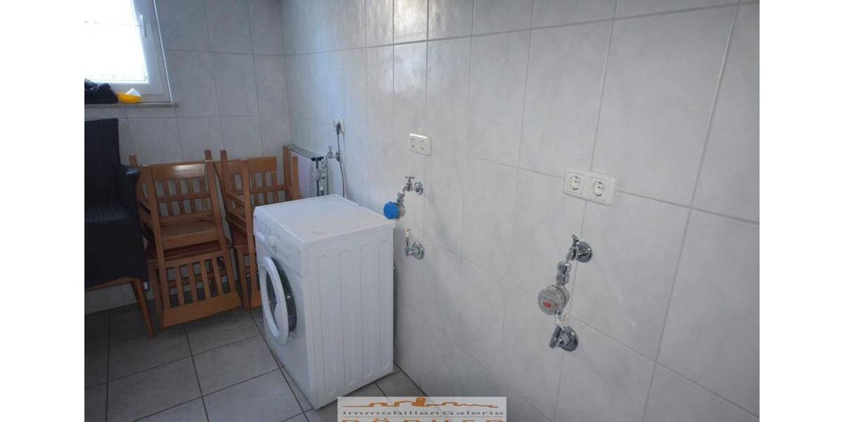 Etagenwohnung Neuhof - 2 Zimmer, 61 m&sup2;, 600&euro; | Angebot:26087082