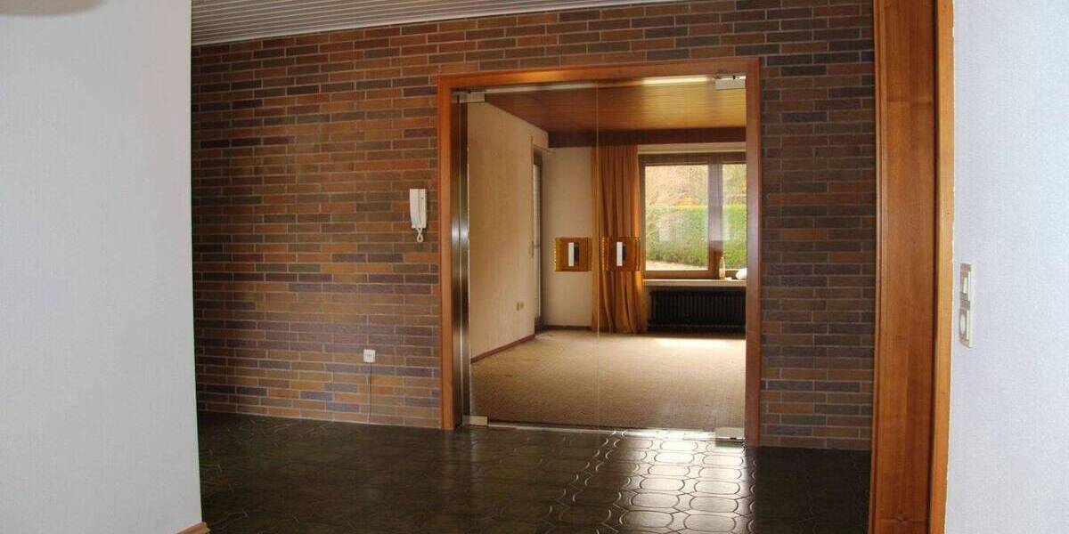 Mehrfamilienhaus, Wohnhaus Schlitz - 7 Zimmer, 240 m&sup2;, 325.000&euro; | Angebot:26204015