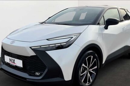 Toyota C-HR 1.500 km 31.990 &euro; Petersberg 36100