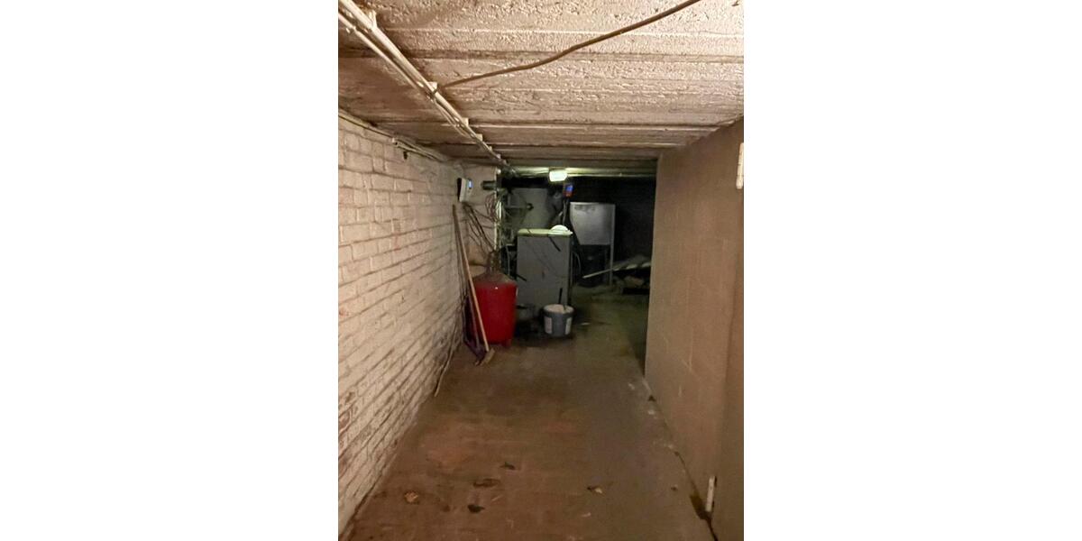 Einfamilienhaus Niederaula - 2 Zimmer, 150 m&sup2;, 79.000&euro; | Angebot:23590007