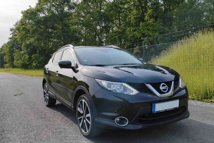 Nissan Qashqai 89.800 km 14.800 &euro; Kalbach 36148