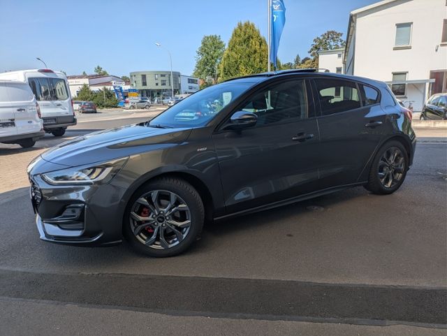 Ford Focus 28.250 km 24.450 &euro; Lauterbach 36341