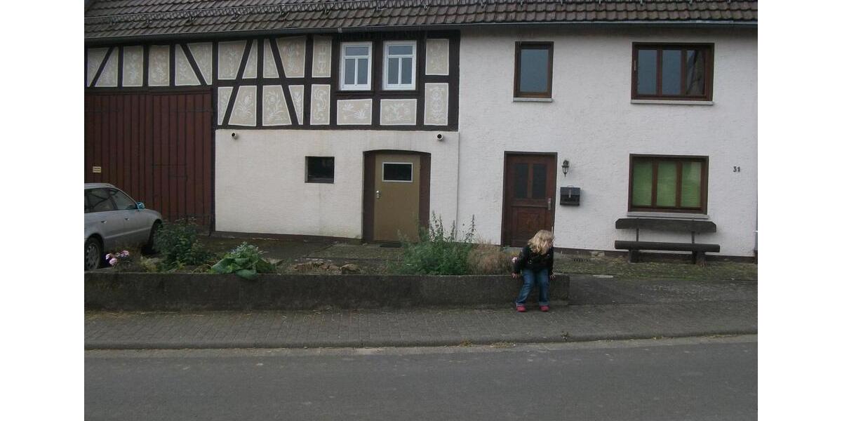 Bauernhaus, Landhaus Lauterbach (Hessen) - 3.5 Zimmer, 101 m&sup2;, 85.000&euro; | Angebot:26593374