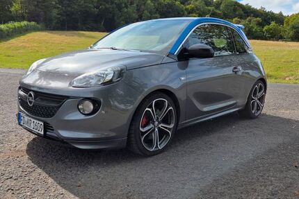 Opel Adam 93.000 km 8.300 &euro; Großenlüder 36137