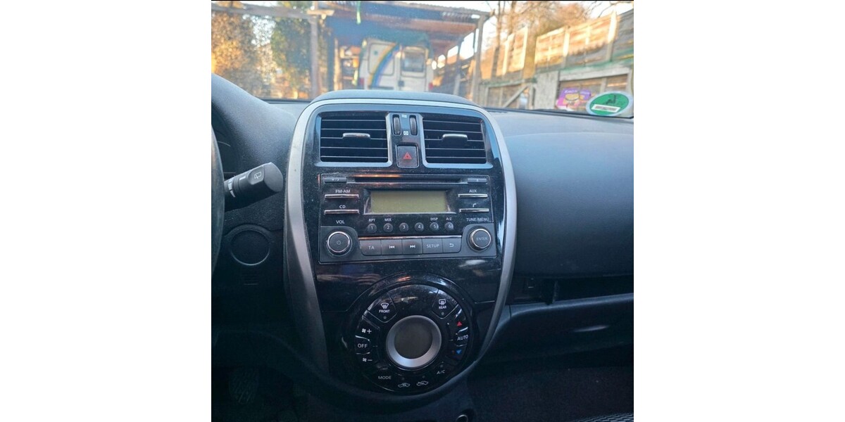 Nissan Micra 130.000 km 4.500 &euro; Schlitz 36110