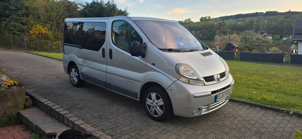 Opel Vivaro 305.000 km 4.250 &euro; Hilders 36115