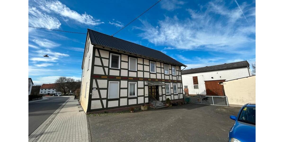 Bauernhaus, Landhaus Schwalmtal - 6 Zimmer, 200 m&sup2;, 290.000&euro; | Angebot:25578366