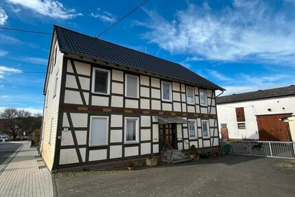 Haus Schwalmtal - 6 Zimmer, 200 m&sup2;, 290.000&euro; | Angebot:25578366