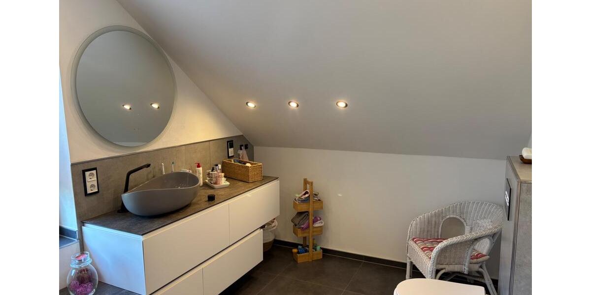 Einfamilienhaus Großenlüder - 7 Zimmer, 170 m&sup2;, 585.000&euro; | Angebot:26722564