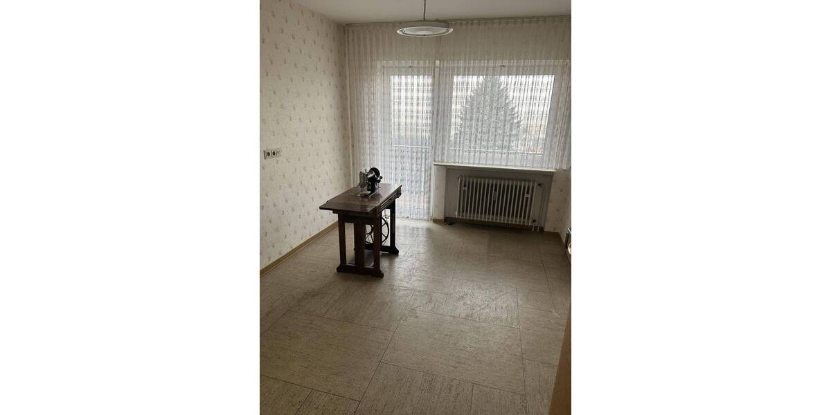 Einfamilienhaus Bad Salzschlirf - 7 Zimmer, 201 m&sup2;, 263.000&euro; | Angebot:25664848