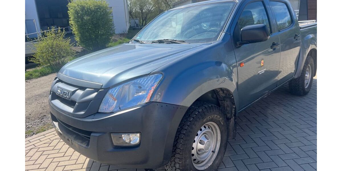 Isuzu D-Max 183.000 km 8.790 &euro; Fulda 36043