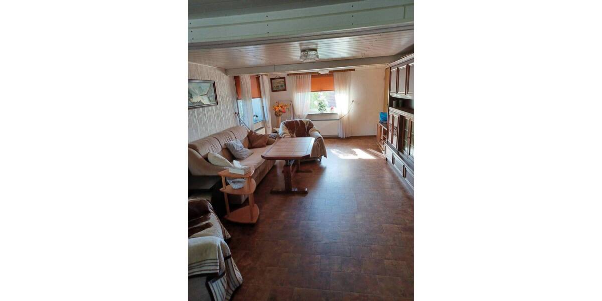 Bauernhaus, Landhaus Grebenhain Nösberts-Weidmoos - 8 Zimmer, 246 m&sup2;, 199.000&euro; | Angebot:26673620