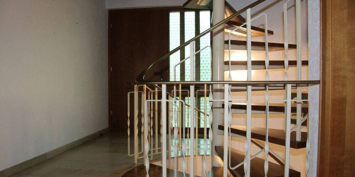 Mehrfamilienhaus, Wohnhaus Schlitz Hutzdorf - 6 Zimmer, 160 m&sup2;, 295.000&euro; | Angebot:25815405