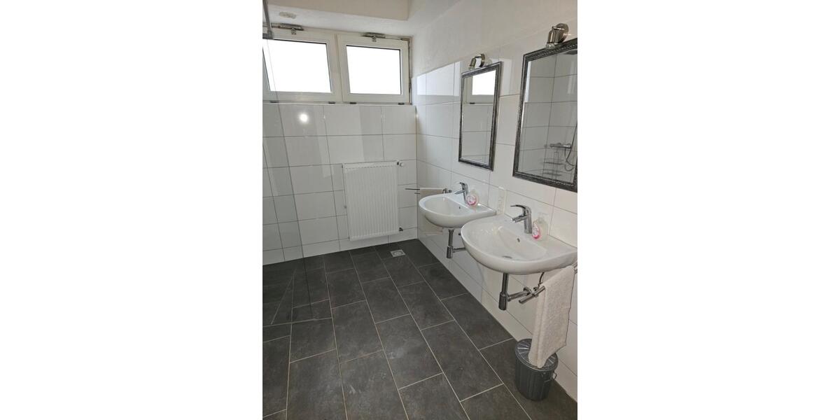 Etagenwohnung Hofbieber - 6 Zimmer, 990&euro; | Angebot:22518991