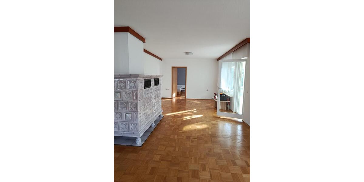 Einfamilienhaus Grebenhain - 11 Zimmer, 263 m&sup2;, 399.000&euro; | Angebot:26857851