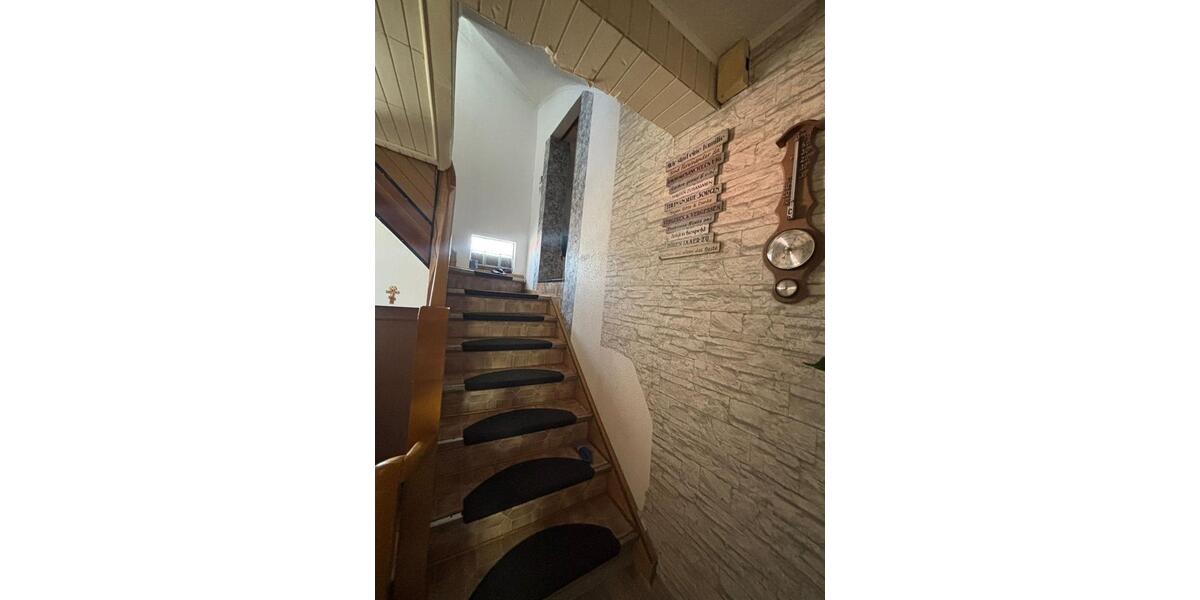 Einfamilienhaus Grebenau - 7 Zimmer, 170 m&sup2;, 85.000&euro; | Angebot:25332822