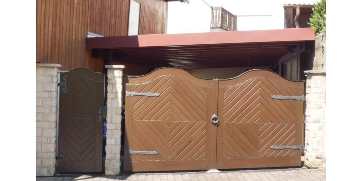 Reihenhaus Tann (Rhön) - 8 Zimmer, 248 m&sup2;, 235.000&euro; | Angebot:25296243