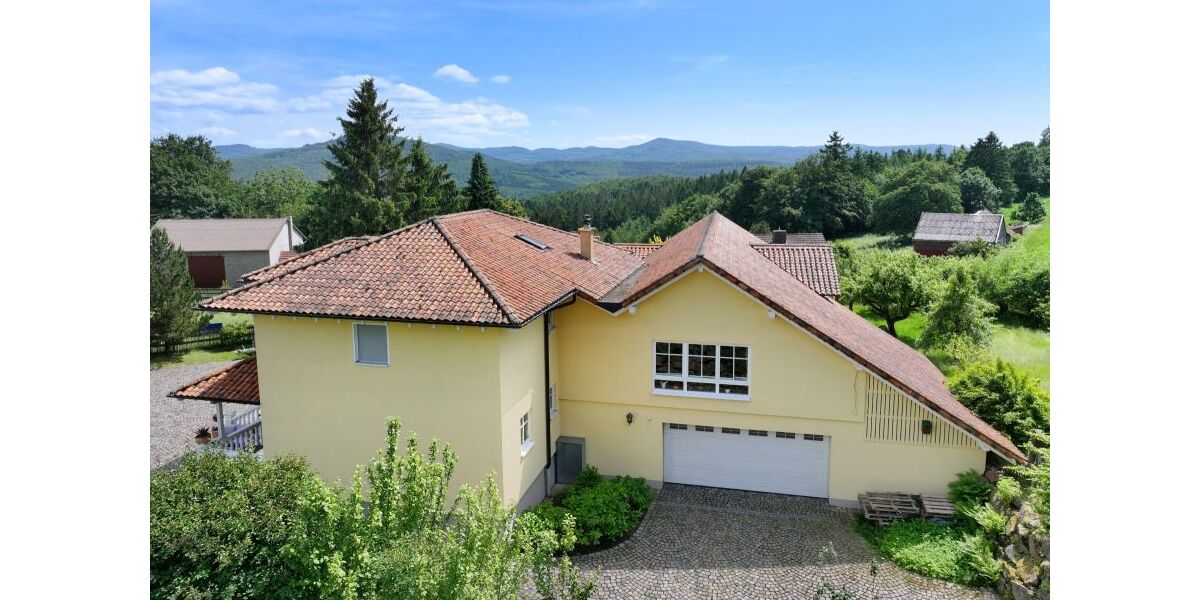 Provisionsfrei* Wohnen wie im Urlaub - Traumhaus im Biosphärenreservat Rhön - Einfamilienhaus Poppenhausen | Angebot:25634647