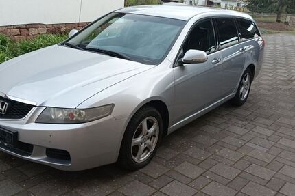 Honda Accord 292.000 km 550 &euro; Buttlar 36419