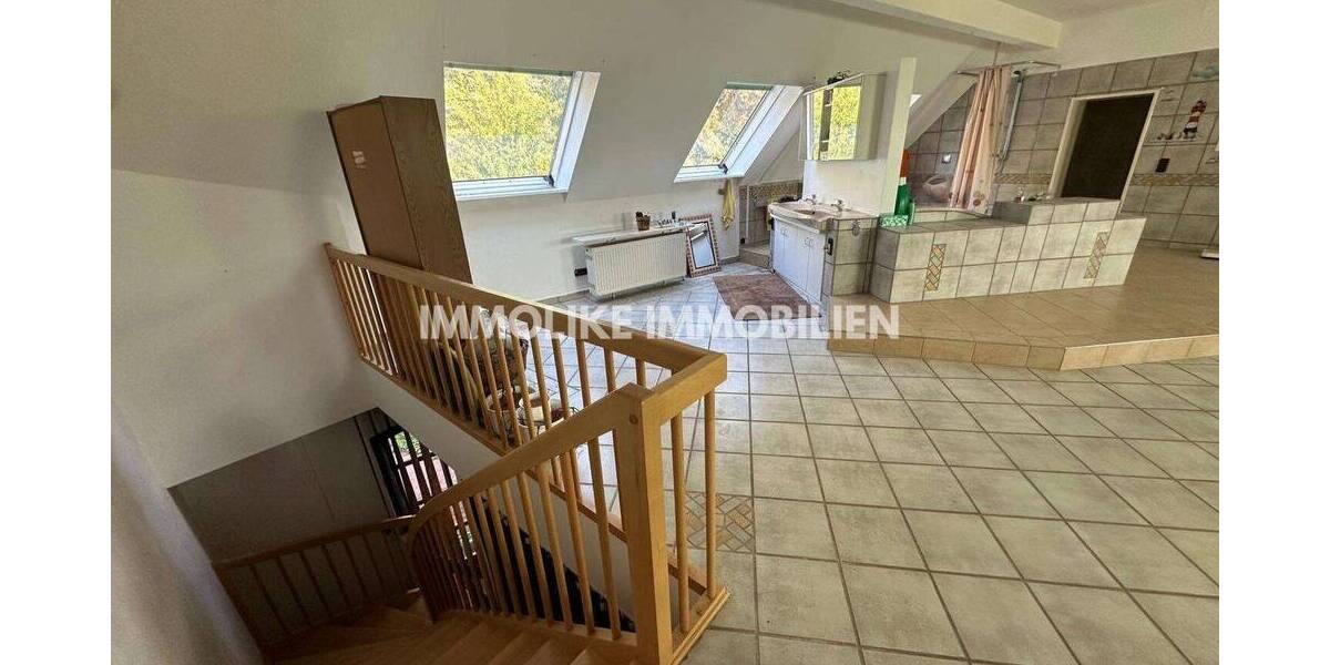 Einfamilienhaus Sinntal Mottgers - 9 Zimmer, 412 m&sup2;, 215.000&euro; | Angebot:25667612