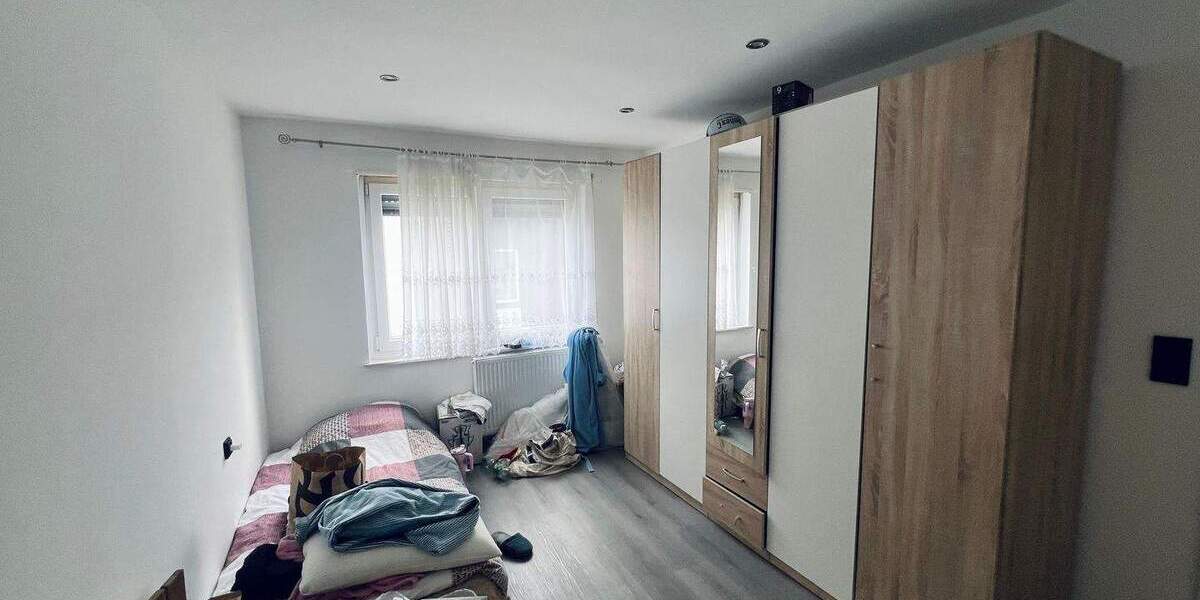 Mehrfamilienhaus, Wohnhaus Kalbach Uttrichshausen - 5 Zimmer, 305 m&sup2;, 499.000&euro; | Angebot:25732483