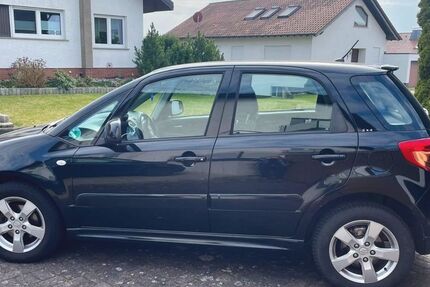 Suzuki SX4 104.000 km 6.400 &euro; Hünfeld 36088