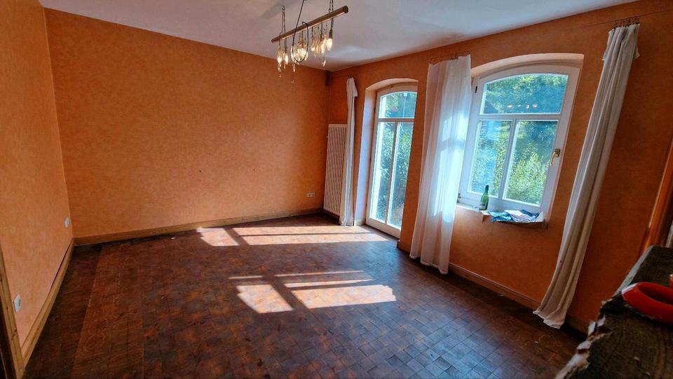 Einfamilienhaus Eiterfeld - 5 Zimmer, 125 m&sup2;, 175.000&euro; | Angebot:26745778