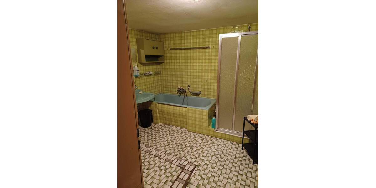 Einfamilienhaus Grebenhain Ilbeshausen-Hochwaldhausen - 2 Zimmer, 541 m&sup2;, 195.000&euro; | Angebot:25693686