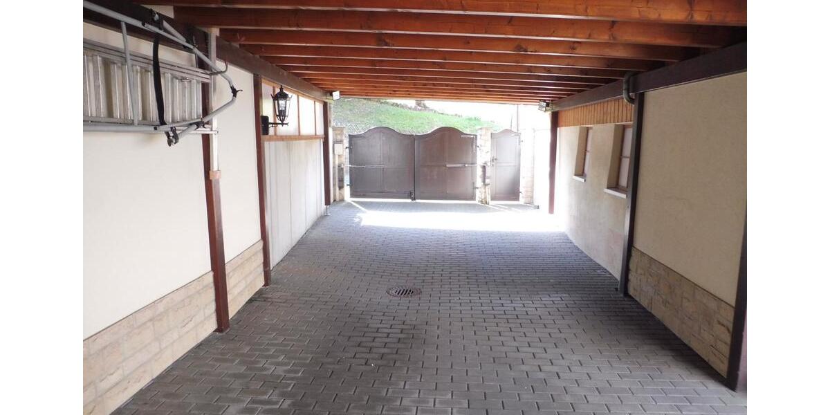 Reihenhaus Tann (Rhön) - 8 Zimmer, 248 m&sup2;, 235.000&euro; | Angebot:25296243