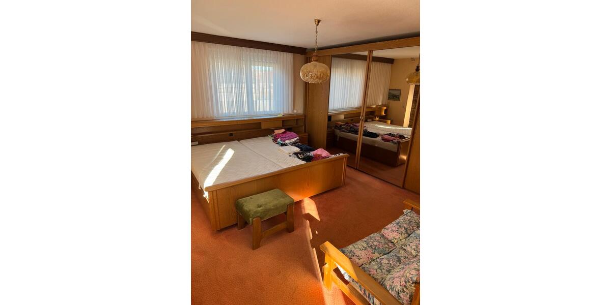 Einfamilienhaus Lauterbach (Hessen) - 10 Zimmer, 250 m&sup2;, 485.000&euro; | Angebot:25234107