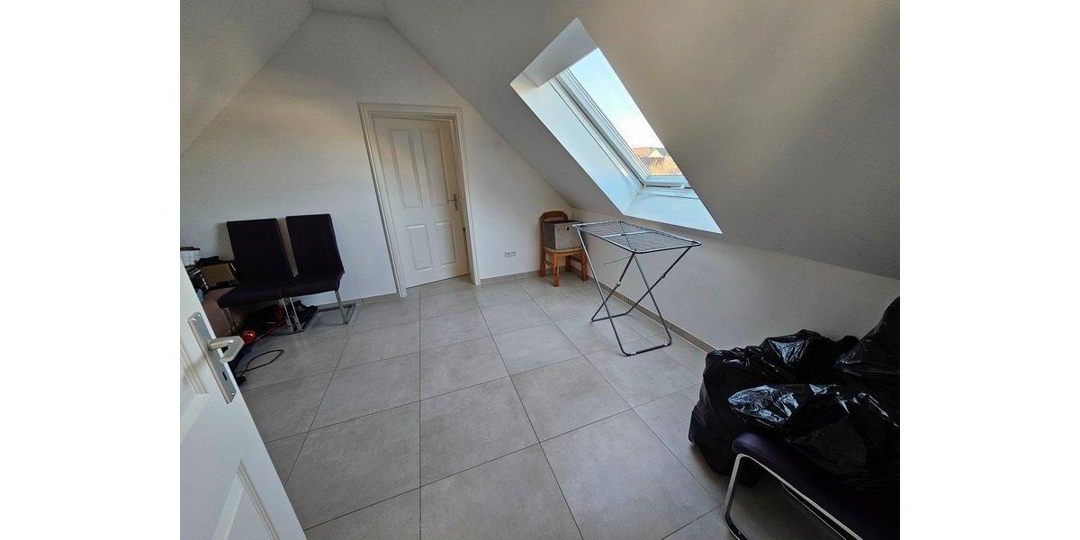 Etagenwohnung Schwalmtal - 6 Zimmer, 90 m&sup2;, 750&euro; | Angebot:26351968