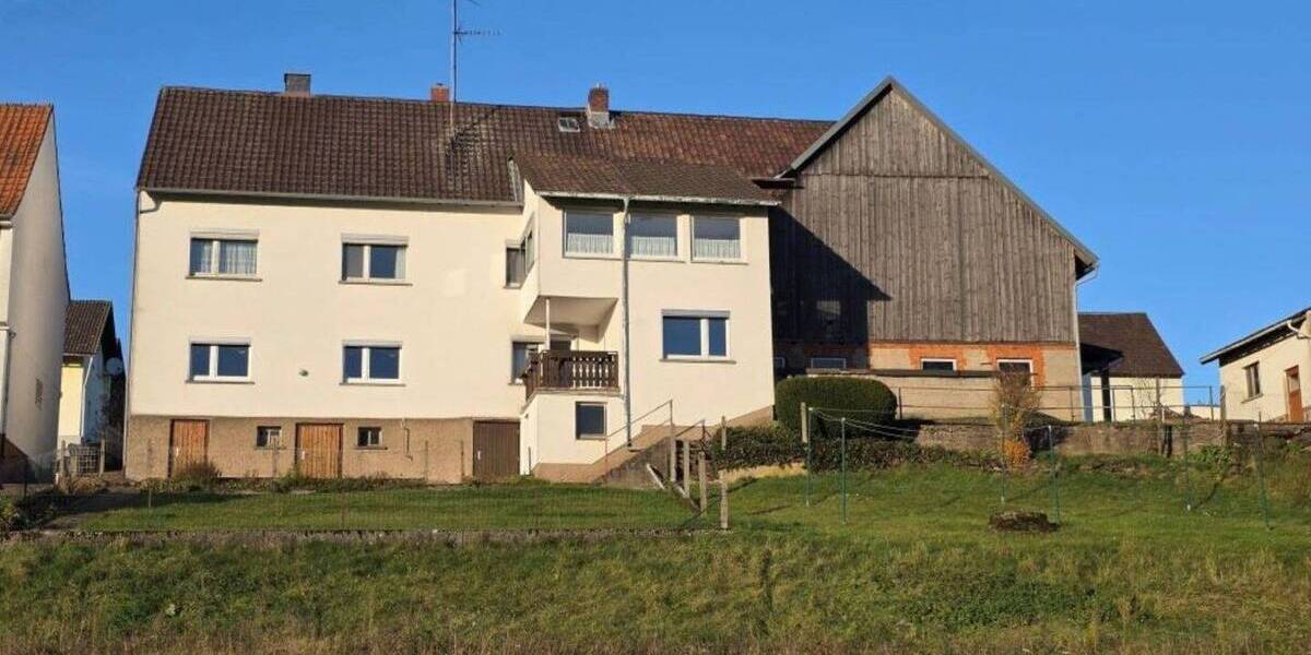 Mehrfamilienhaus, Wohnhaus Herbstein Rixfeld - 8 Zimmer, 190 m&sup2;, 169.000&euro; | Angebot:25746666