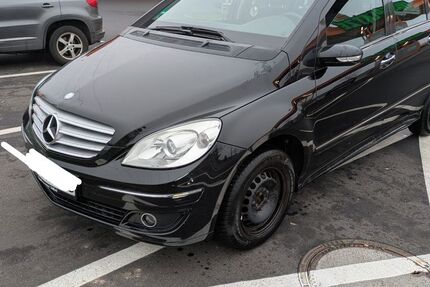 Mercedes-Benz B 170 198.000 km 2.500 &euro; Künzell 36093