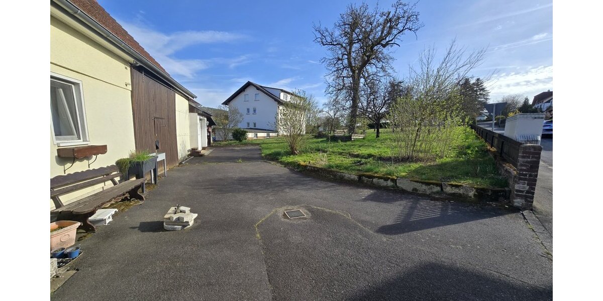 Kalbach-OT, EFH + Scheune - Einfamilienhaus Kalbach Uttrichshausen | Angebot:26093481