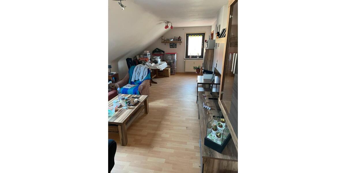Dachgeschoßwohnung Hünfeld - 3.5 Zimmer, 80 m&sup2;, 620&euro; | Angebot:26597626