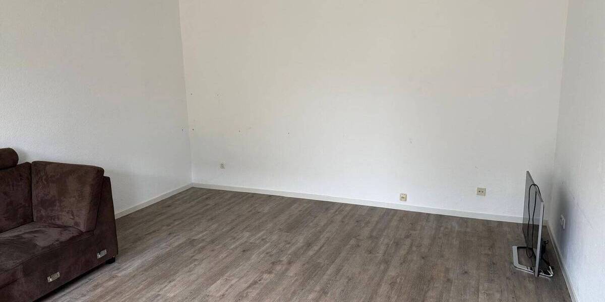 Etagenwohnung Fulda / Niesig Niesig - 2 Zimmer, 81 m&sup2;, 860&euro; | Angebot:26155444