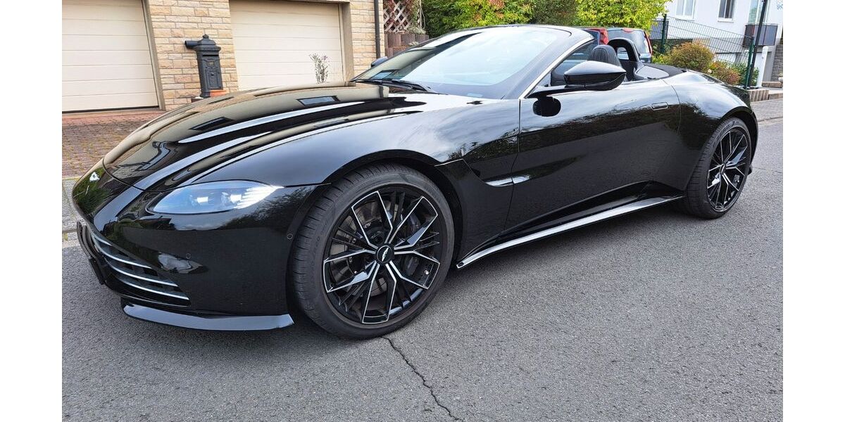 Aston Martin V8 Vantage 5.764 km 152.000 &euro; Schlüchtern 36381