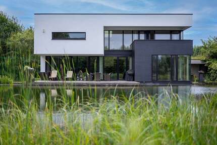 Haus Eichenzell - 11 Zimmer, 440 m&sup2;, 2.995.000&euro; | Angebot:25933143