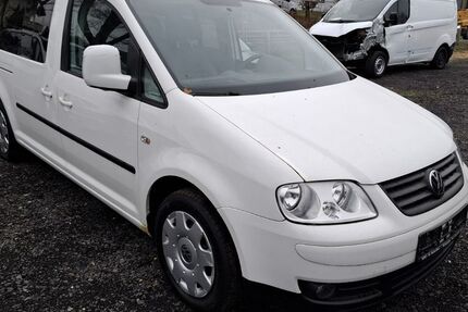 VW Caddy 275.000 km 5.999 &euro; Eichenzell 36124