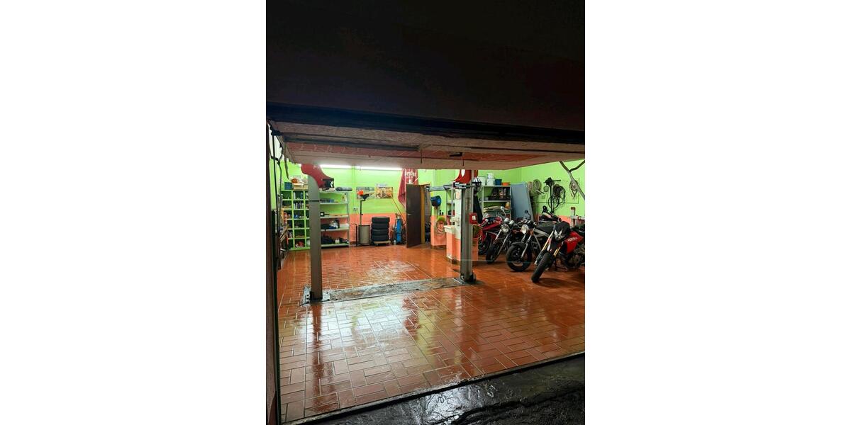 Doppelhaushälfte Gersfeld (Rhön) - 8 Zimmer, 224 m&sup2;, 298.000&euro; | Angebot:25421208