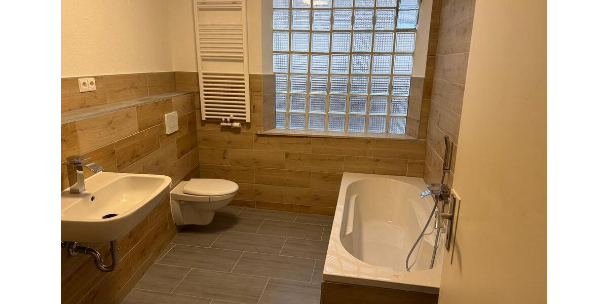 Doppelhaushälfte Herbstein - 10 Zimmer, 160 m&sup2;, 170.000&euro; | Angebot:25231353