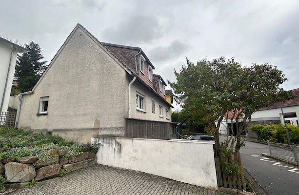 Einfamilienhaus Petersberg - 5 Zimmer, 110 m&sup2;, 205.000&euro; | Angebot:25664939
