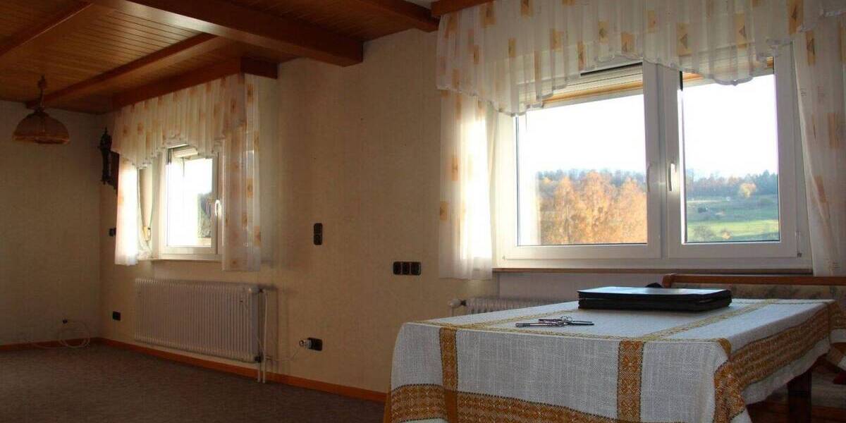 Mehrfamilienhaus, Wohnhaus Herbstein Rixfeld - 8 Zimmer, 190 m&sup2;, 169.000&euro; | Angebot:25746666